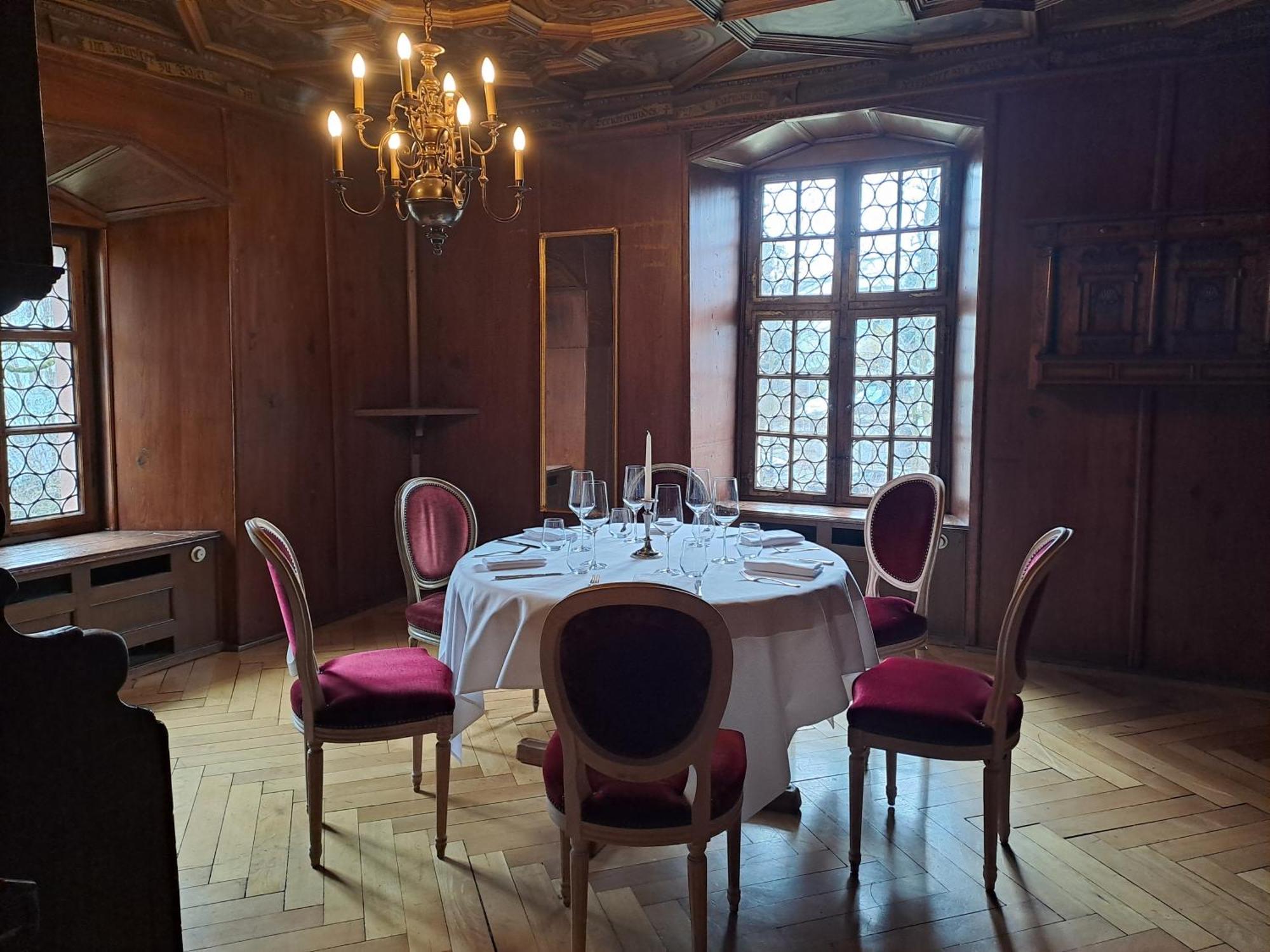Hotel Im Schlosspark Binningen 외부 사진