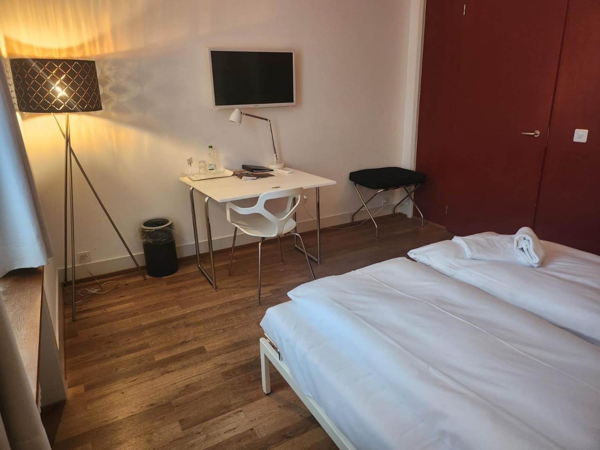 Hotel Im Schlosspark Binningen 외부 사진
