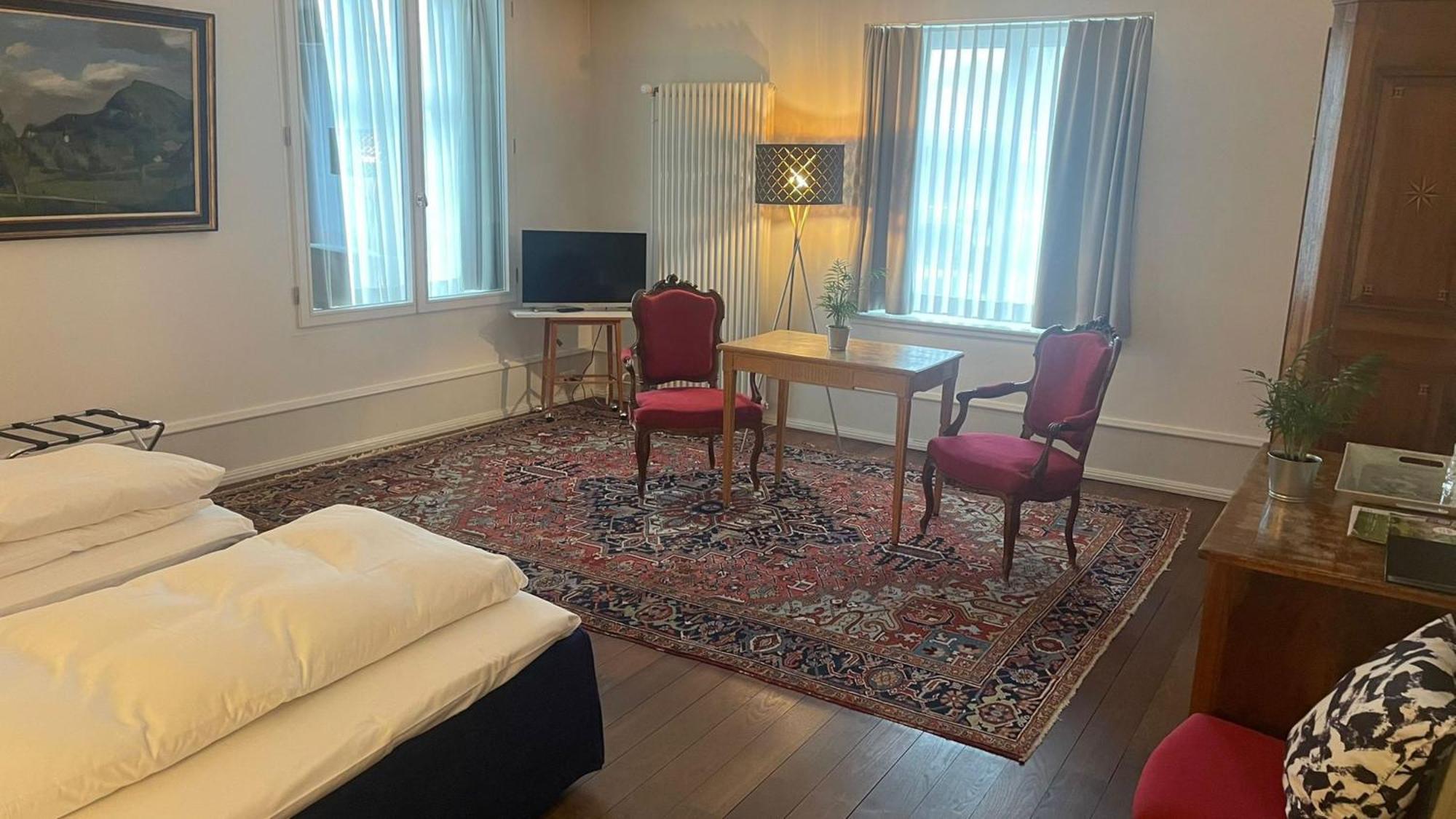Hotel Im Schlosspark Binningen 외부 사진