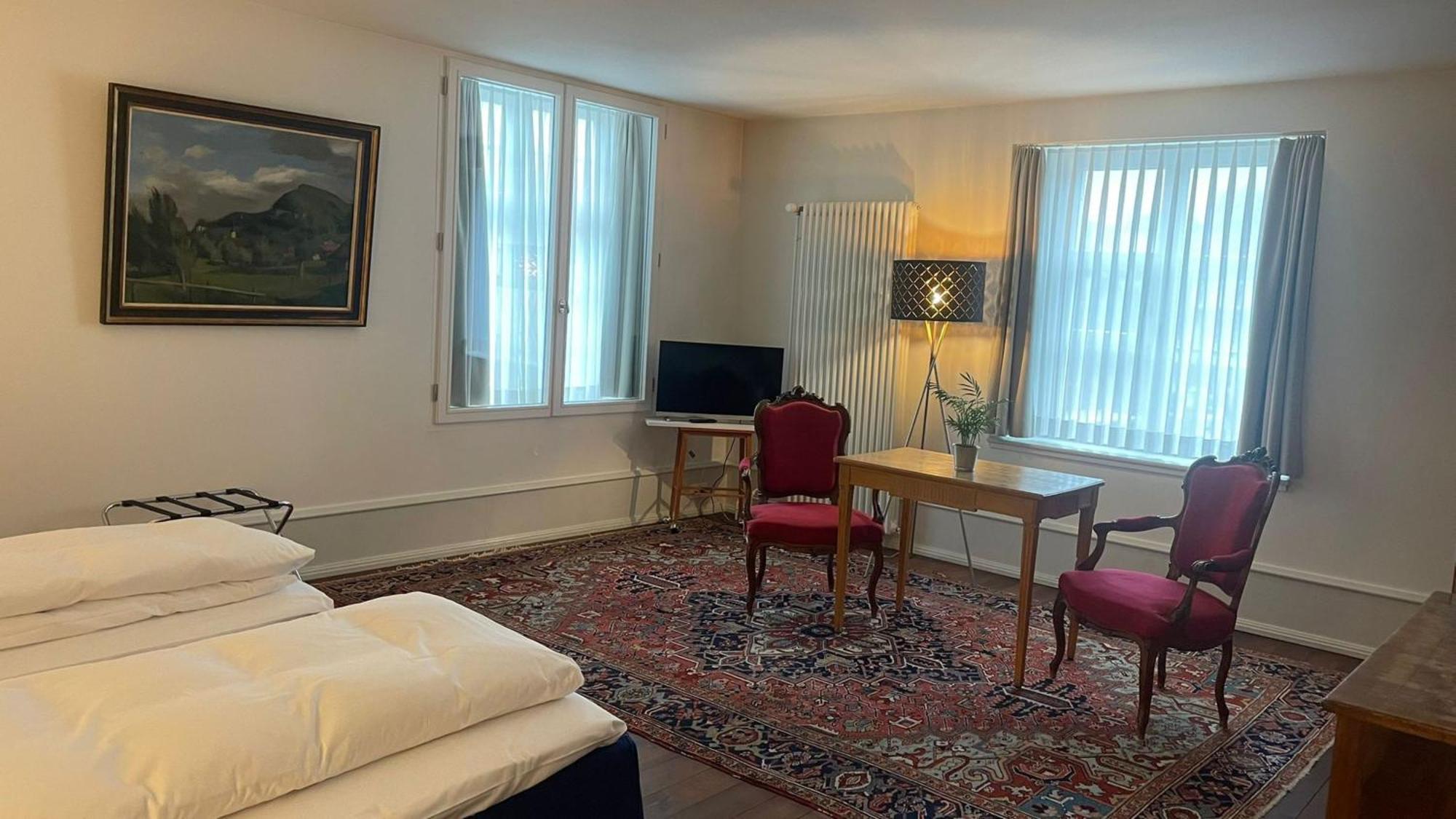 Hotel Im Schlosspark Binningen 외부 사진