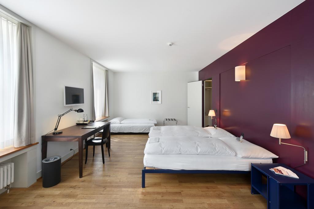 Hotel Im Schlosspark Binningen 외부 사진
